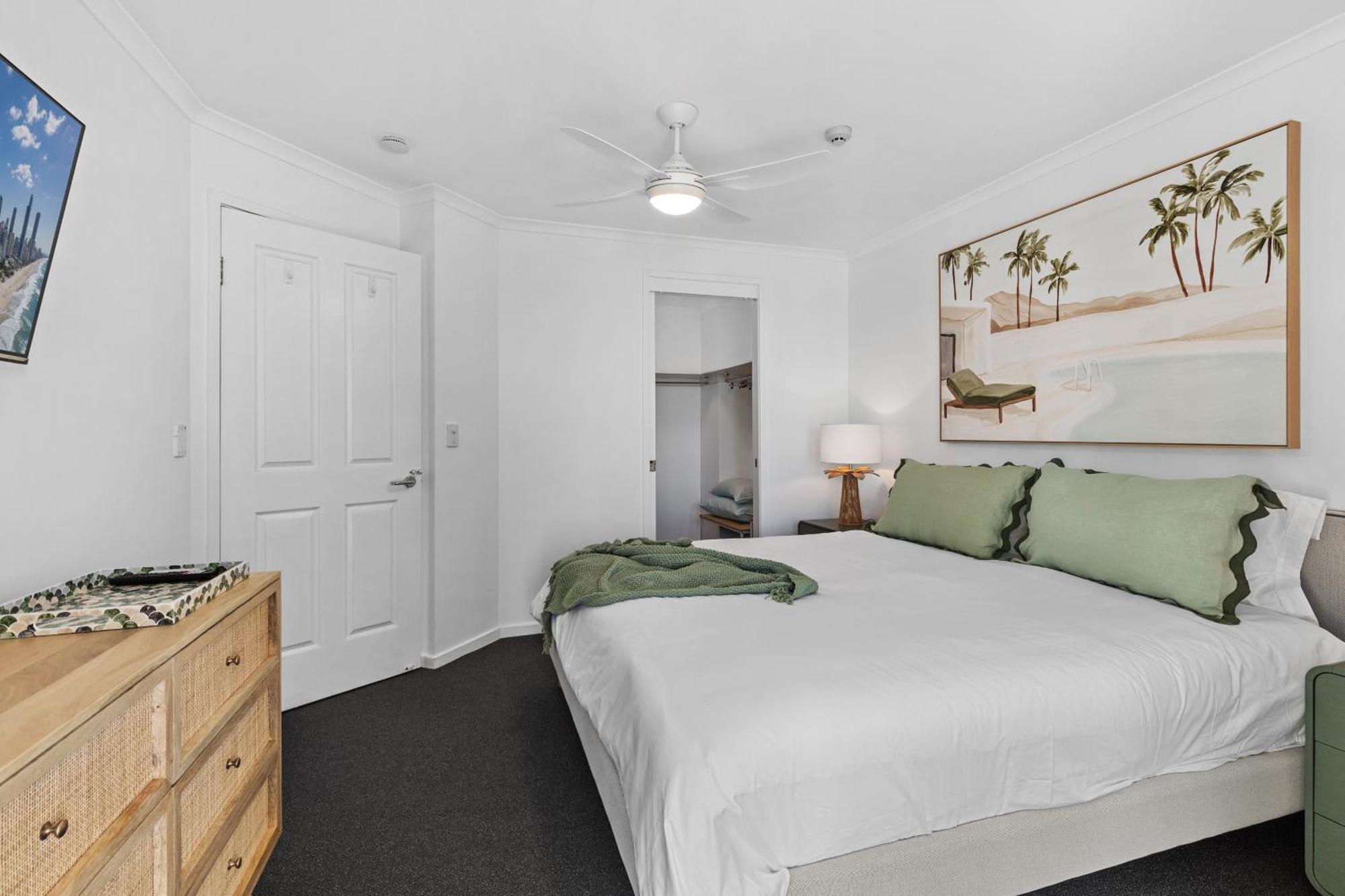 Emerald Sands Holiday Apartments Surfers Paradise Phòng bức ảnh