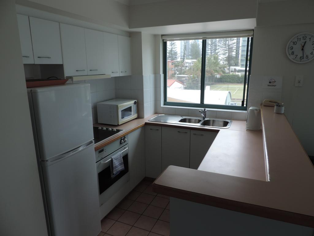 Emerald Sands Holiday Apartments Surfers Paradise Ngoại thất bức ảnh