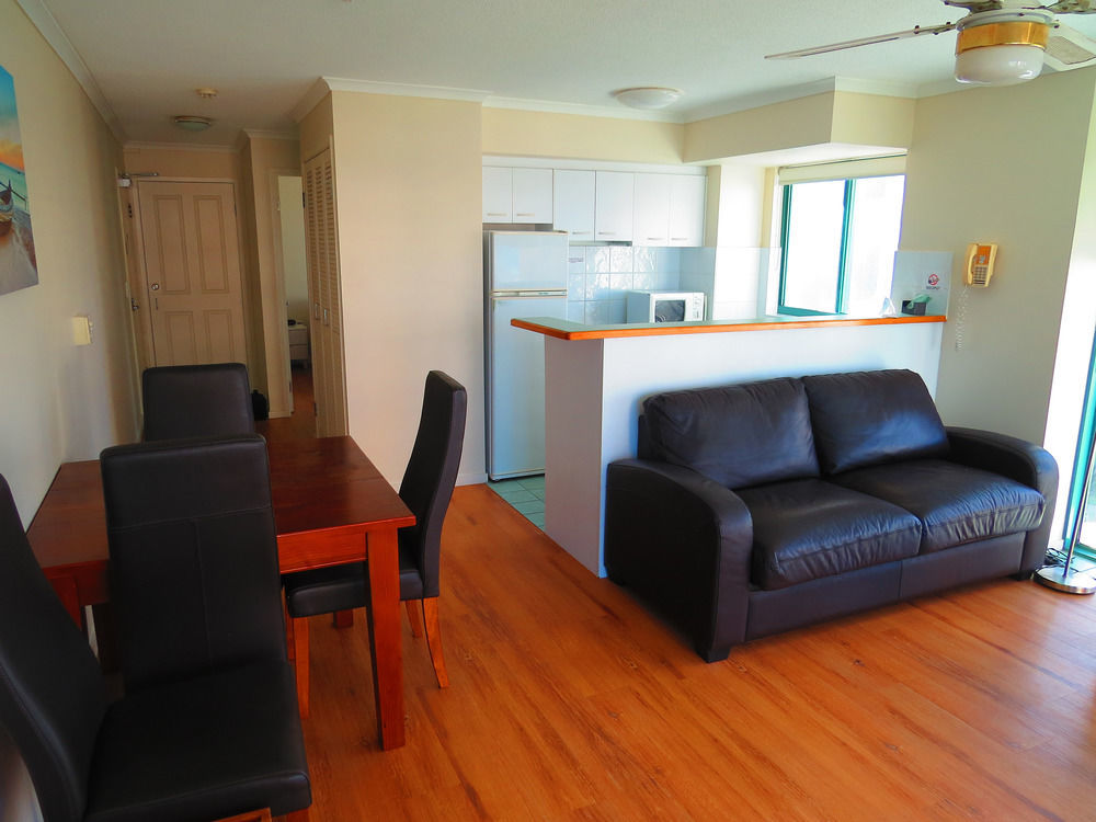 Emerald Sands Holiday Apartments Surfers Paradise Ngoại thất bức ảnh